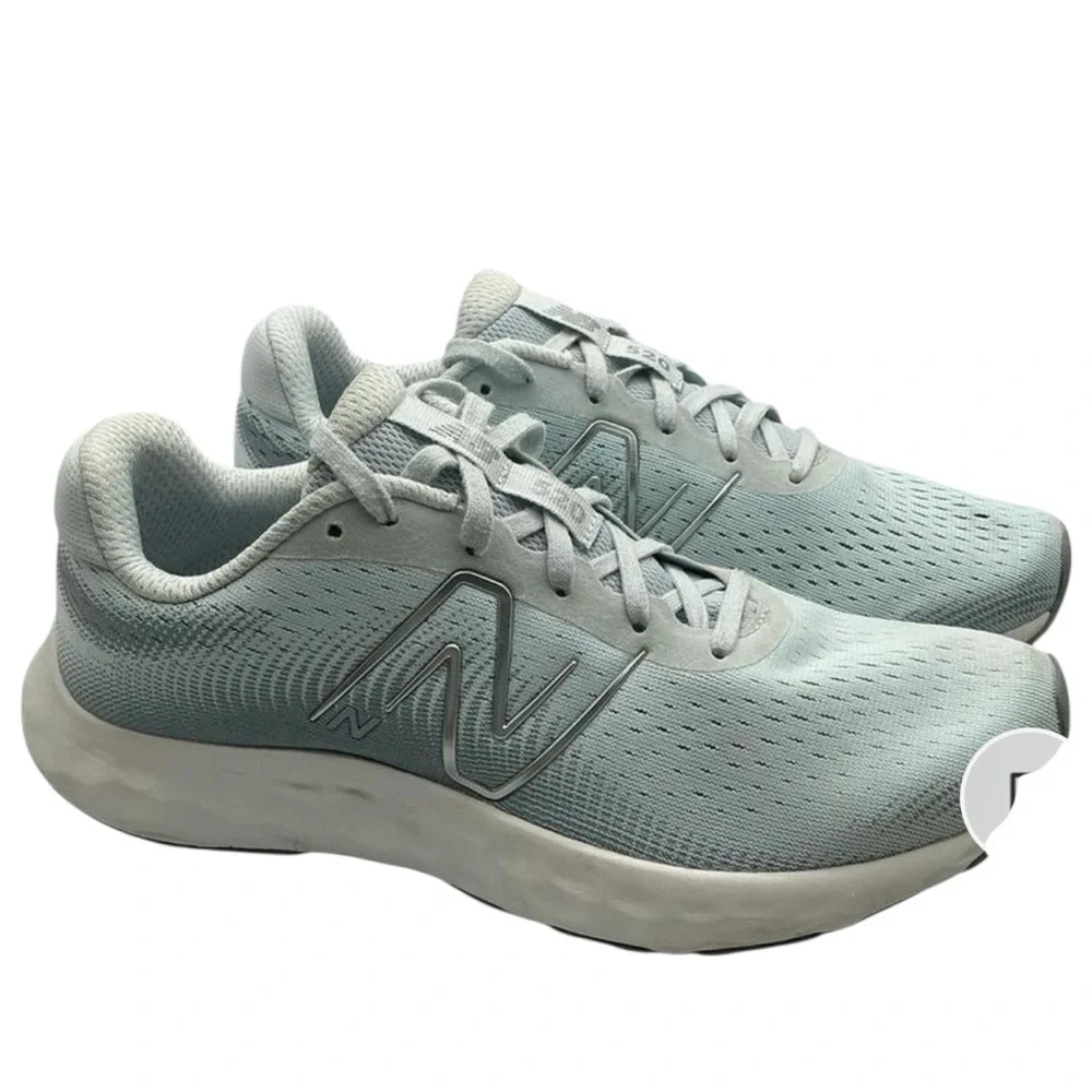 New Balance 520 Light Gray Running Shoes size‎ 9